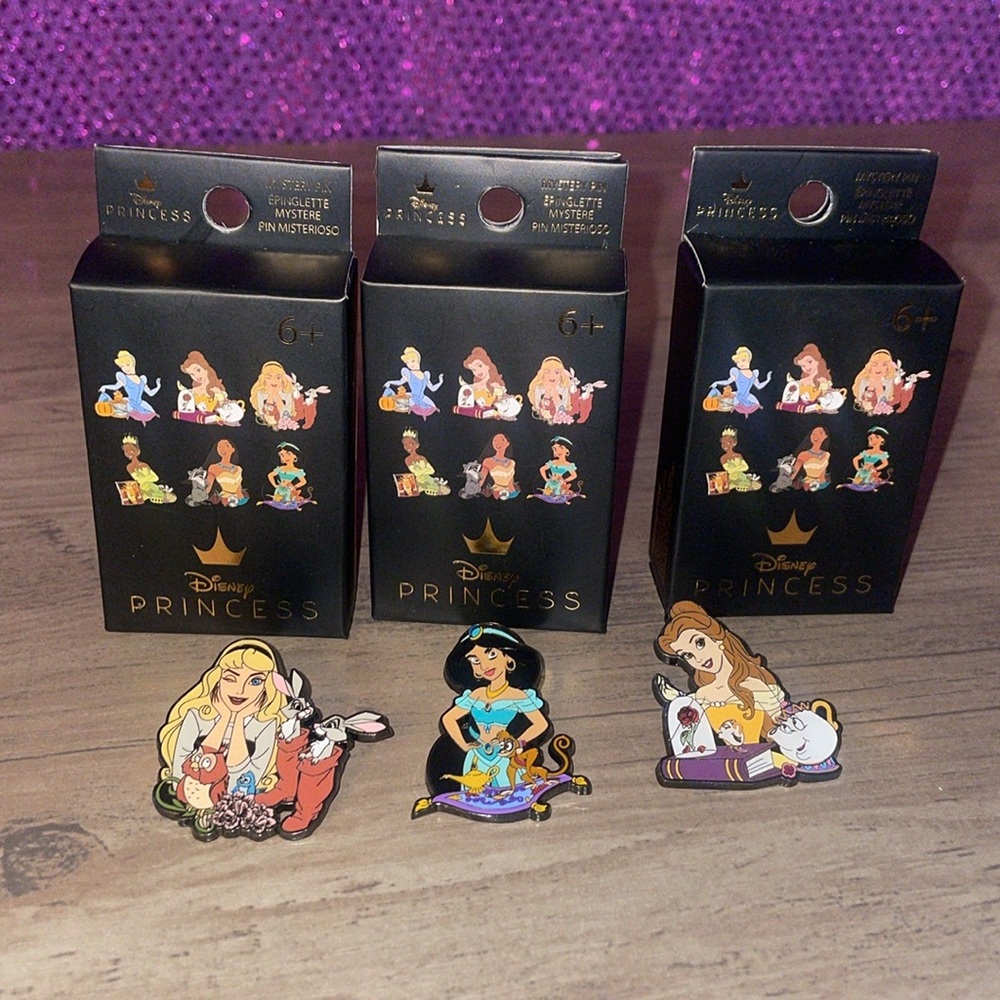 Disney Princess Blind Box Pin - Picture 5 of 9